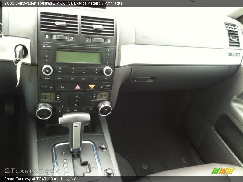 Galapagos Metallic / Anthracite 2008 Volkswagen Touareg 2 VR6