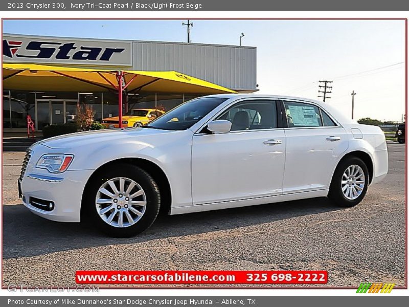 Ivory Tri-Coat Pearl / Black/Light Frost Beige 2013 Chrysler 300