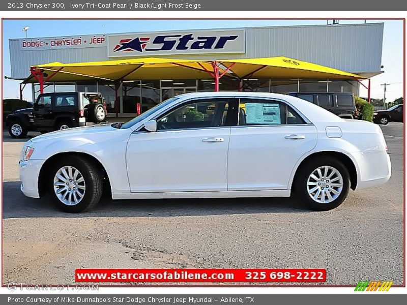 Ivory Tri-Coat Pearl / Black/Light Frost Beige 2013 Chrysler 300