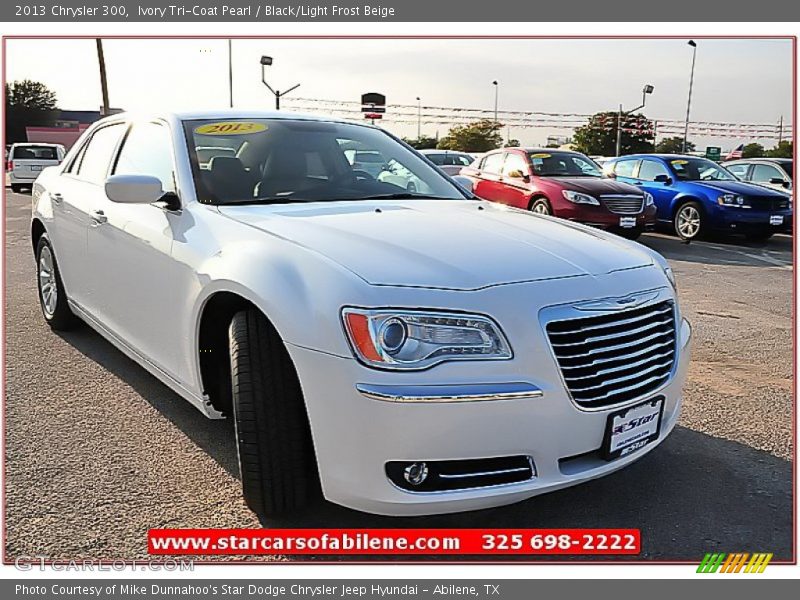 Ivory Tri-Coat Pearl / Black/Light Frost Beige 2013 Chrysler 300