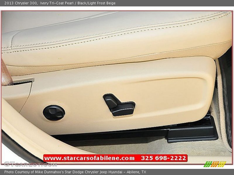 Ivory Tri-Coat Pearl / Black/Light Frost Beige 2013 Chrysler 300