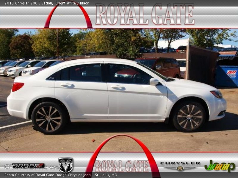 Bright White / Black 2013 Chrysler 200 S Sedan