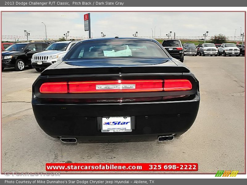 Pitch Black / Dark Slate Gray 2013 Dodge Challenger R/T Classic