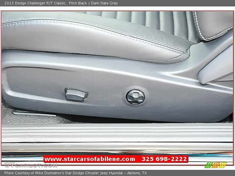Pitch Black / Dark Slate Gray 2013 Dodge Challenger R/T Classic