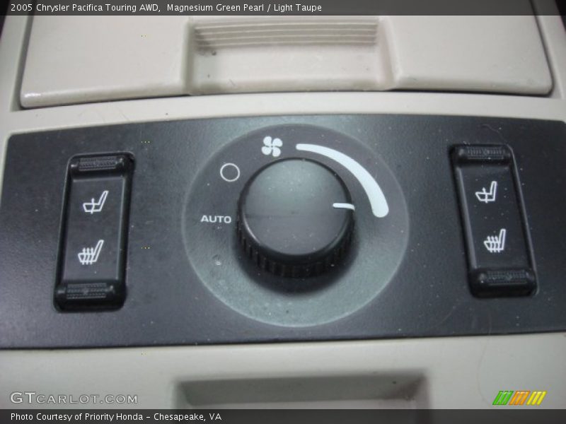 Magnesium Green Pearl / Light Taupe 2005 Chrysler Pacifica Touring AWD