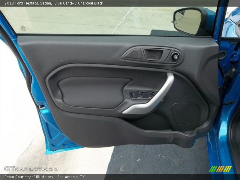 Blue Candy / Charcoal Black 2013 Ford Fiesta SE Sedan