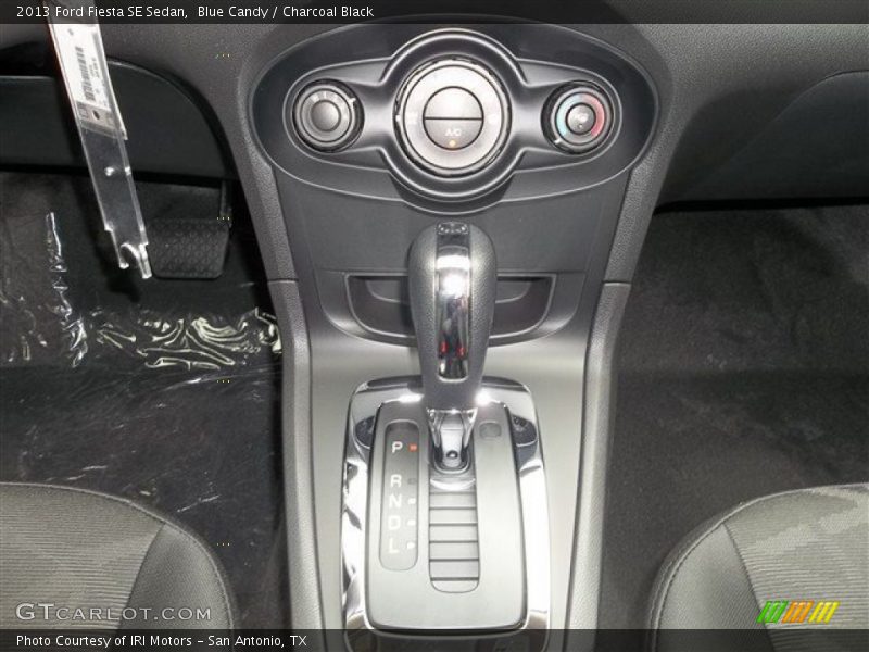 Blue Candy / Charcoal Black 2013 Ford Fiesta SE Sedan