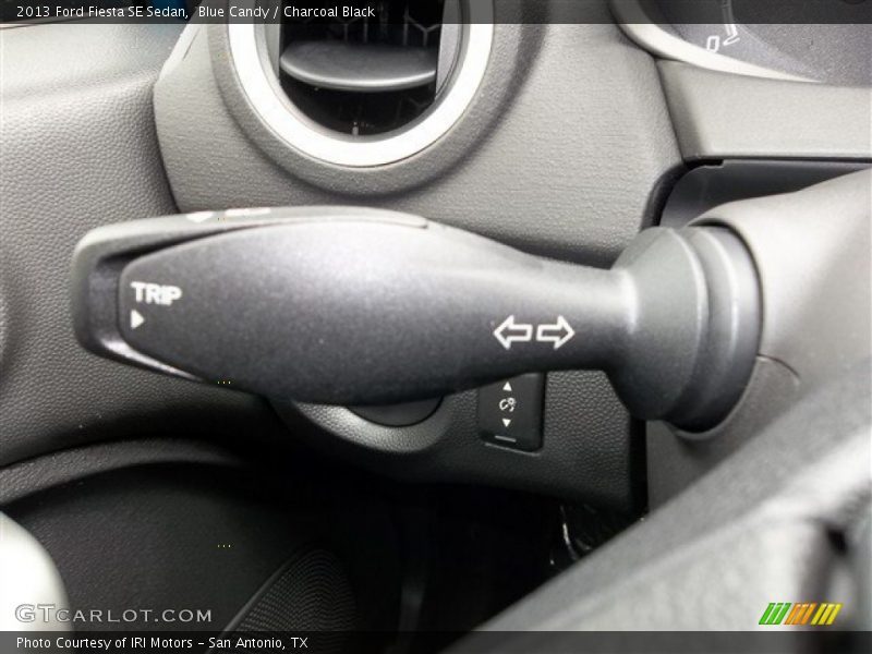 Blue Candy / Charcoal Black 2013 Ford Fiesta SE Sedan
