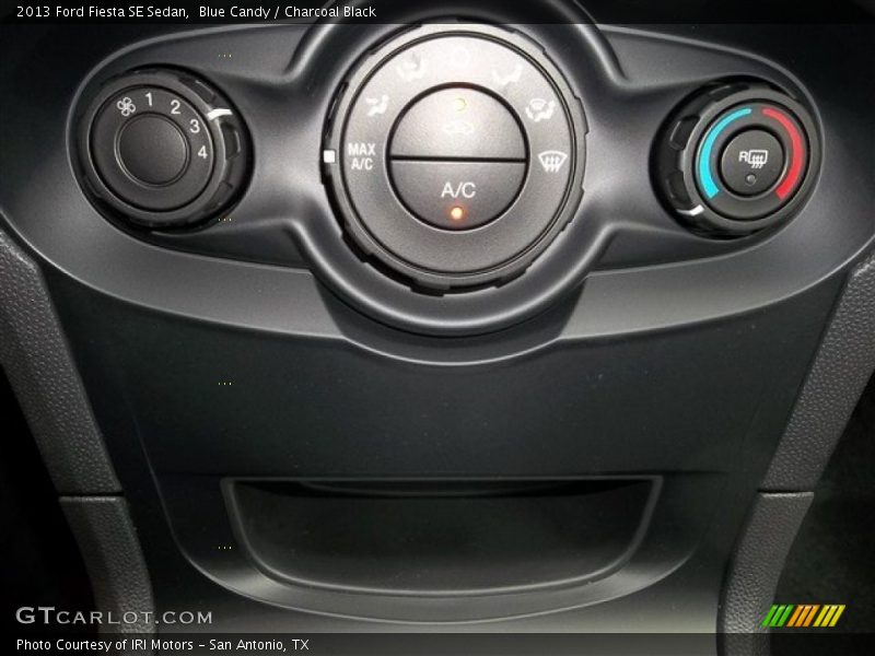 Blue Candy / Charcoal Black 2013 Ford Fiesta SE Sedan