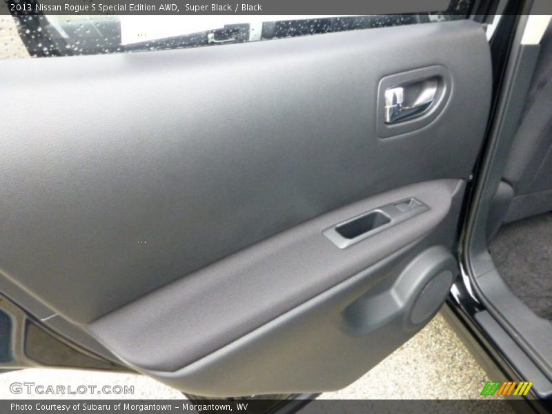 Super Black / Black 2013 Nissan Rogue S Special Edition AWD