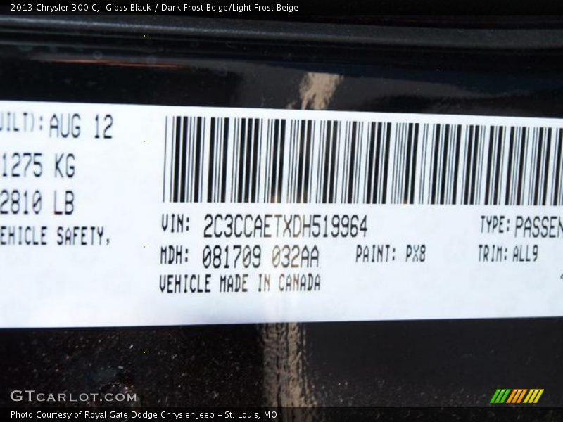 Gloss Black / Dark Frost Beige/Light Frost Beige 2013 Chrysler 300 C