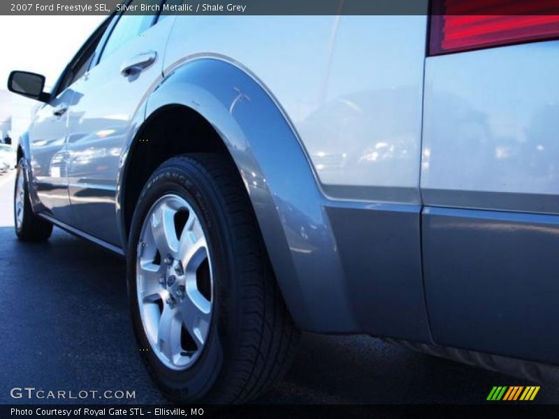 Silver Birch Metallic / Shale Grey 2007 Ford Freestyle SEL