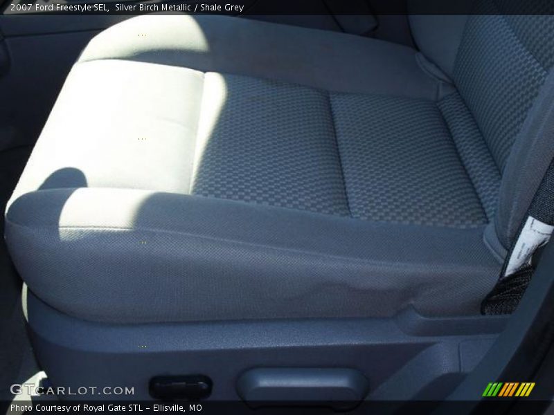 Silver Birch Metallic / Shale Grey 2007 Ford Freestyle SEL