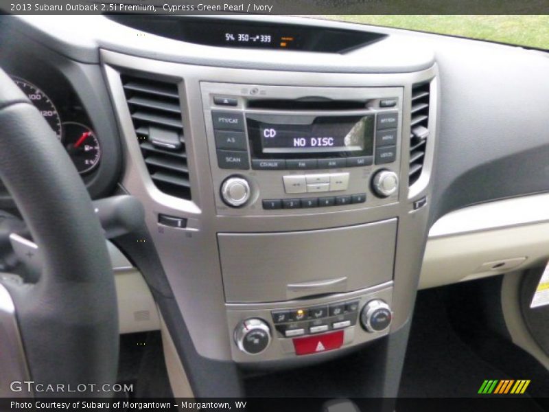 Cypress Green Pearl / Ivory 2013 Subaru Outback 2.5i Premium