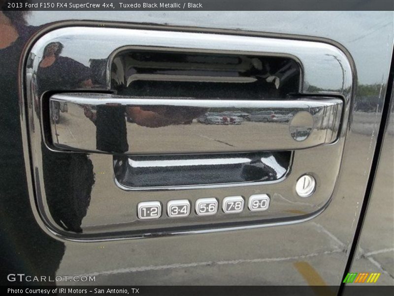 Tuxedo Black Metallic / Black 2013 Ford F150 FX4 SuperCrew 4x4