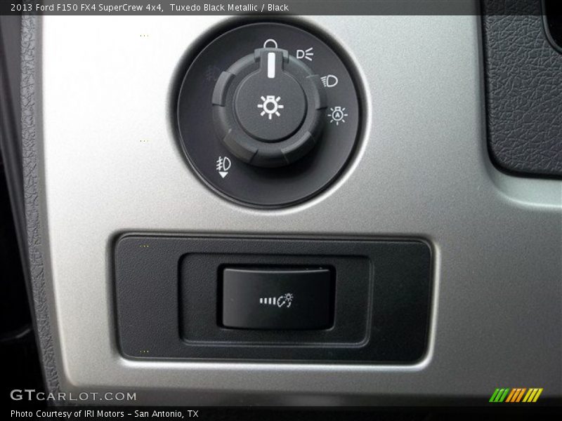 Tuxedo Black Metallic / Black 2013 Ford F150 FX4 SuperCrew 4x4