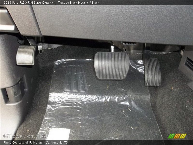 Tuxedo Black Metallic / Black 2013 Ford F150 FX4 SuperCrew 4x4