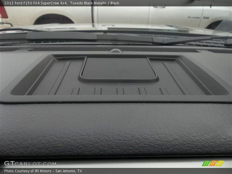 Tuxedo Black Metallic / Black 2013 Ford F150 FX4 SuperCrew 4x4
