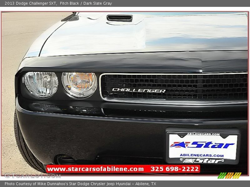 Pitch Black / Dark Slate Gray 2013 Dodge Challenger SXT