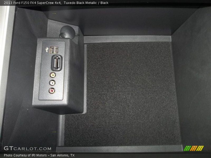 Tuxedo Black Metallic / Black 2013 Ford F150 FX4 SuperCrew 4x4