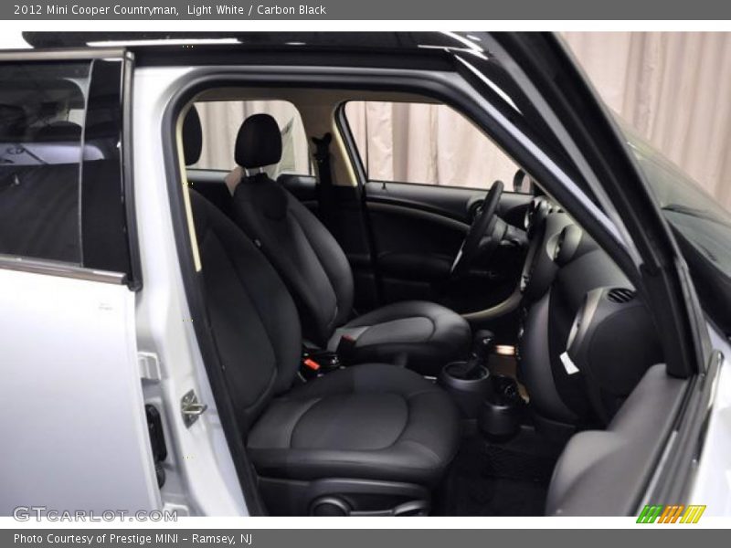 Light White / Carbon Black 2012 Mini Cooper Countryman