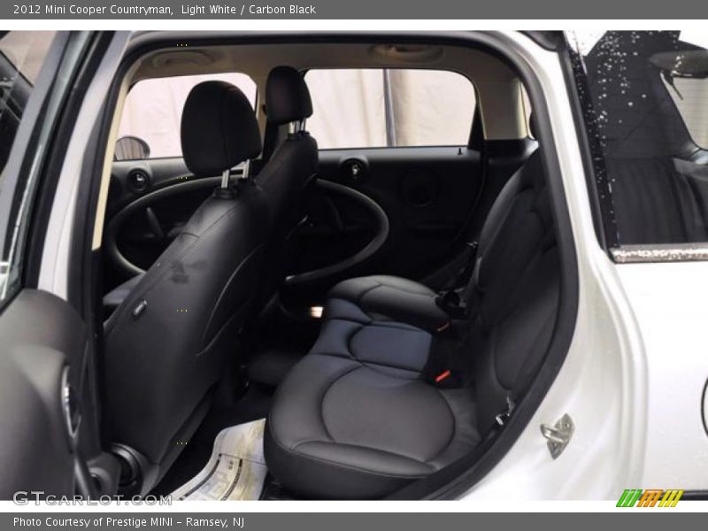 Light White / Carbon Black 2012 Mini Cooper Countryman