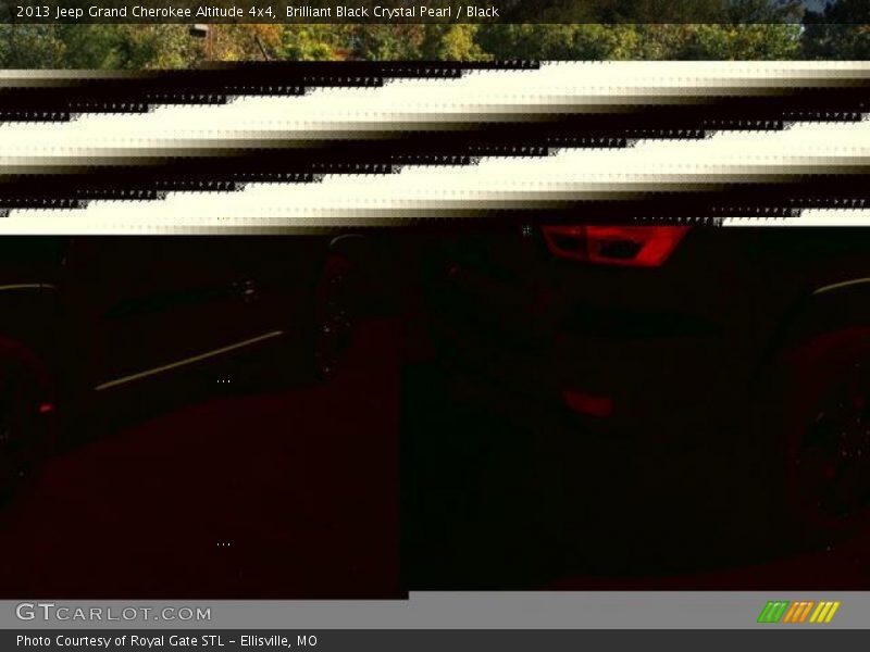 Brilliant Black Crystal Pearl / Black 2013 Jeep Grand Cherokee Altitude 4x4