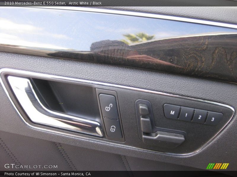 Arctic White / Black 2010 Mercedes-Benz E 550 Sedan