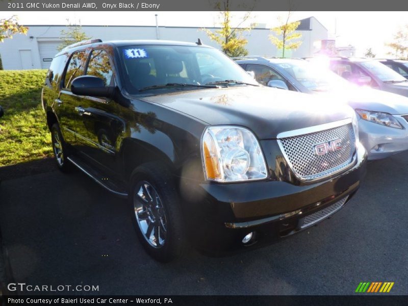 Onyx Black / Ebony 2011 GMC Yukon Denali AWD