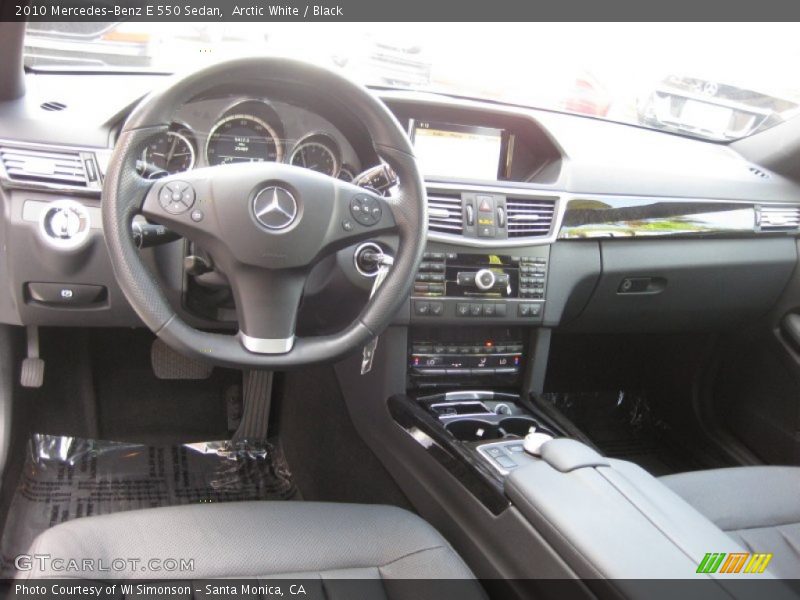 Arctic White / Black 2010 Mercedes-Benz E 550 Sedan