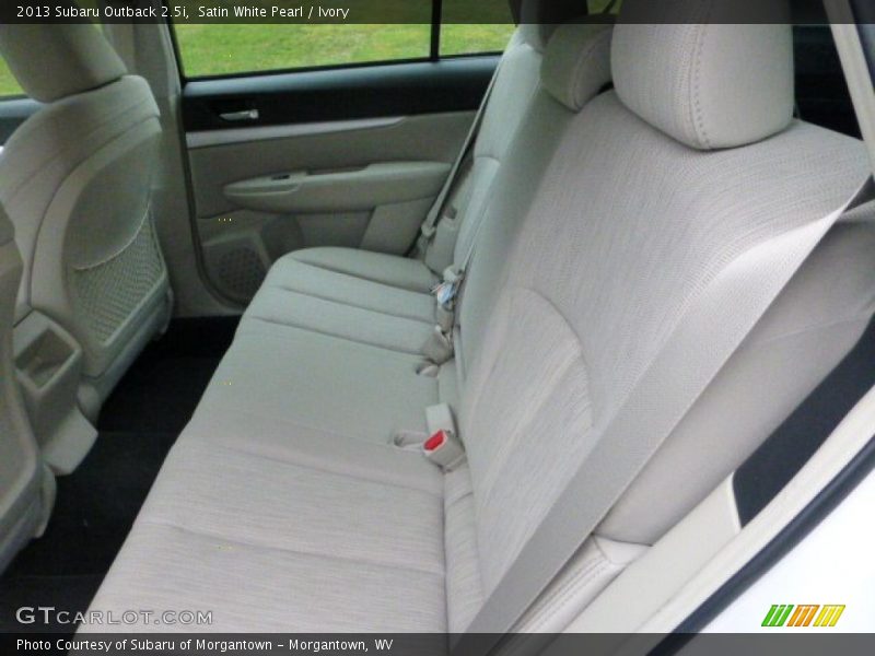 Satin White Pearl / Ivory 2013 Subaru Outback 2.5i