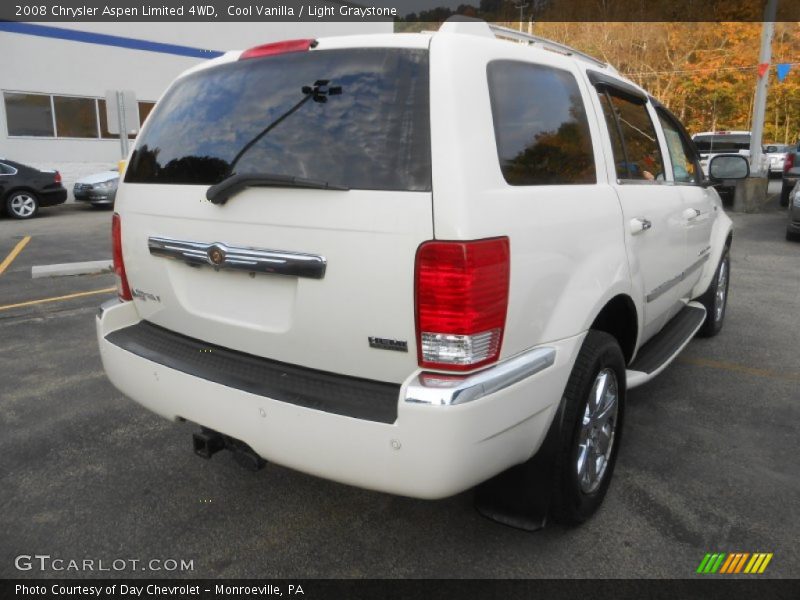 Cool Vanilla / Light Graystone 2008 Chrysler Aspen Limited 4WD