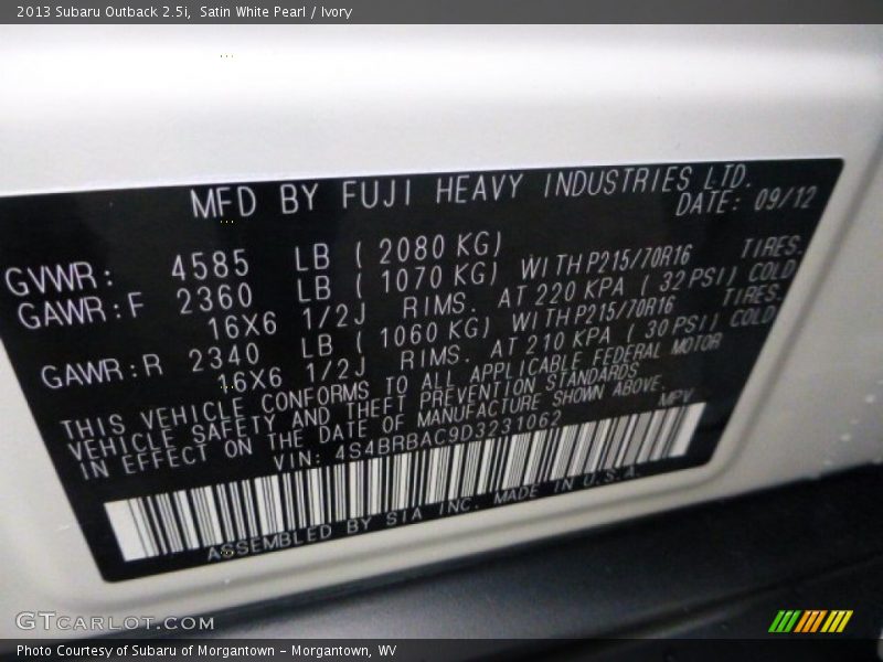 Satin White Pearl / Ivory 2013 Subaru Outback 2.5i