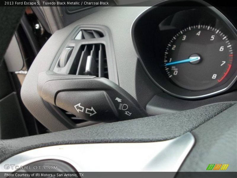 Tuxedo Black Metallic / Charcoal Black 2013 Ford Escape S