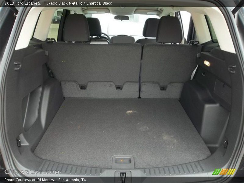 Tuxedo Black Metallic / Charcoal Black 2013 Ford Escape S
