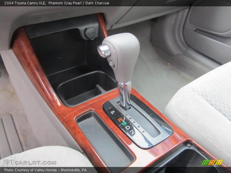 Phantom Gray Pearl / Dark Charcoal 2004 Toyota Camry XLE
