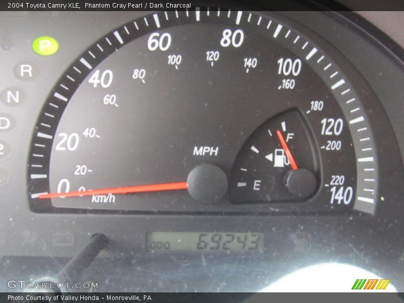 Phantom Gray Pearl / Dark Charcoal 2004 Toyota Camry XLE