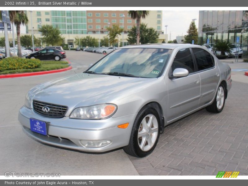 Brilliant Silver Metallic / Willow 2002 Infiniti I 35