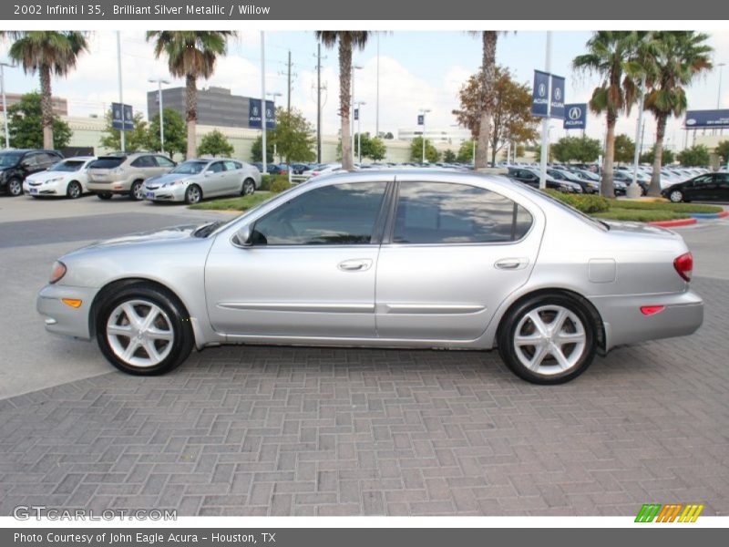 Brilliant Silver Metallic / Willow 2002 Infiniti I 35