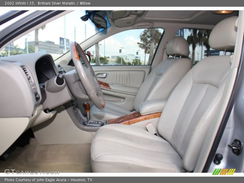 Brilliant Silver Metallic / Willow 2002 Infiniti I 35