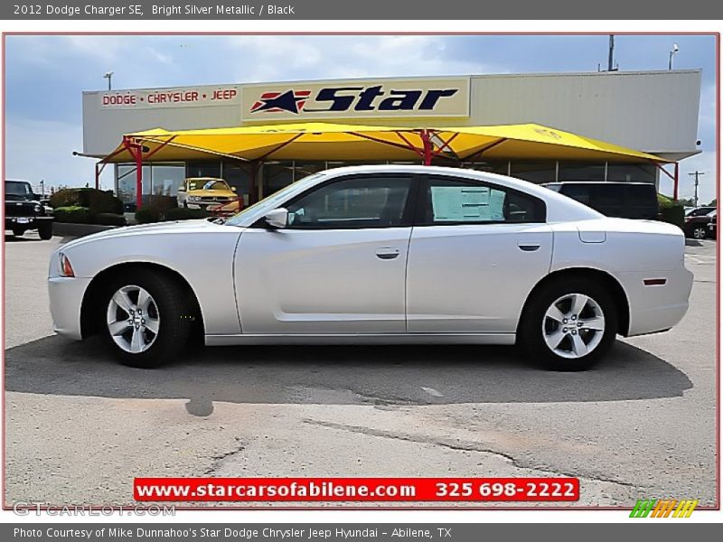 Bright Silver Metallic / Black 2012 Dodge Charger SE