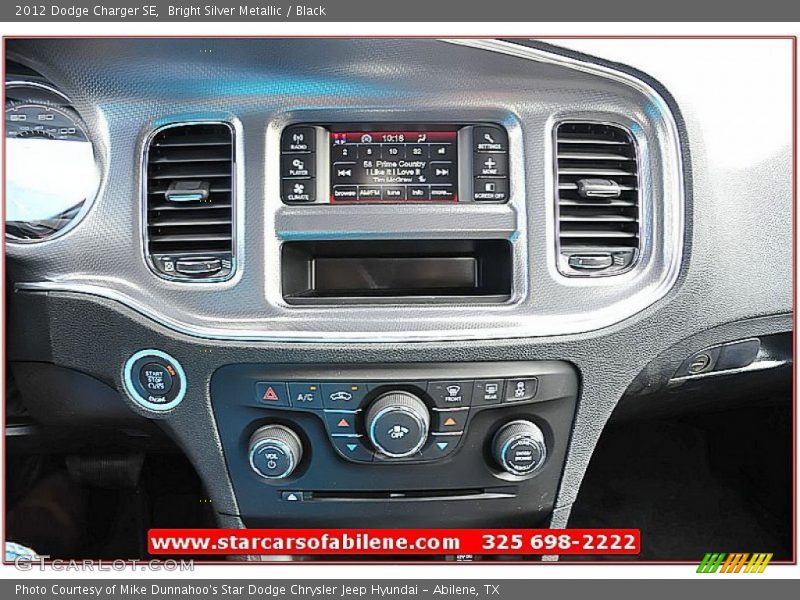 Bright Silver Metallic / Black 2012 Dodge Charger SE