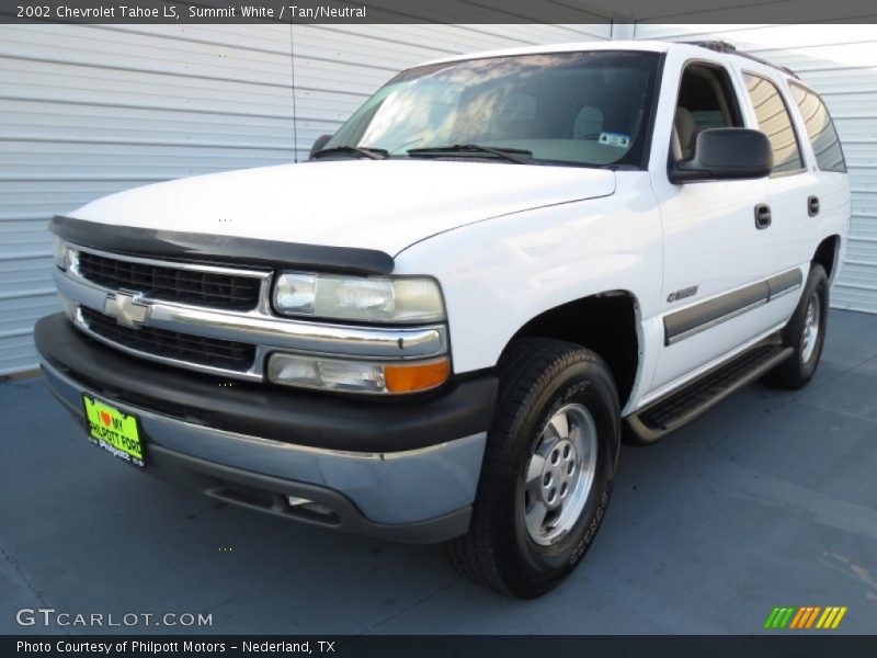 Summit White / Tan/Neutral 2002 Chevrolet Tahoe LS