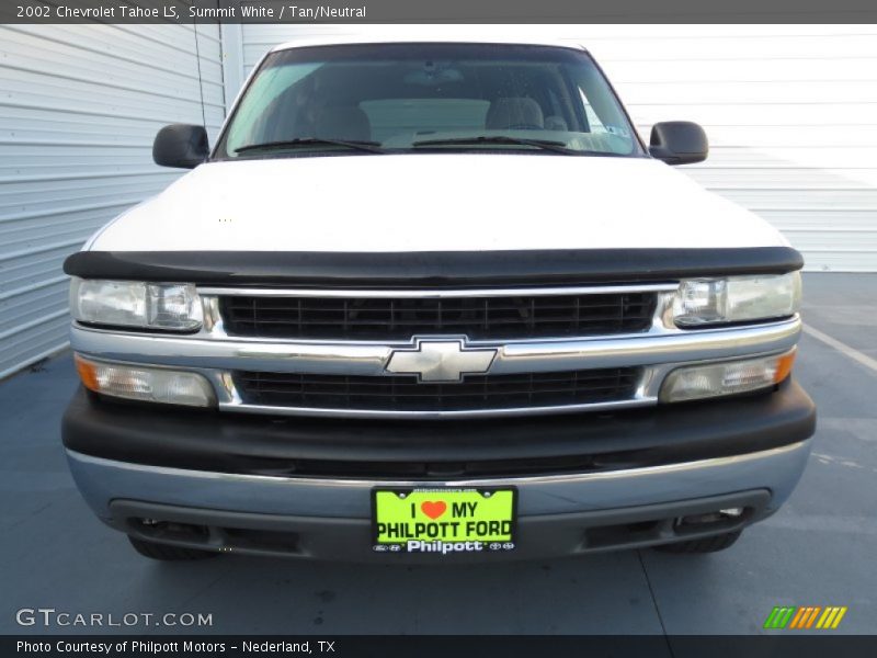 Summit White / Tan/Neutral 2002 Chevrolet Tahoe LS