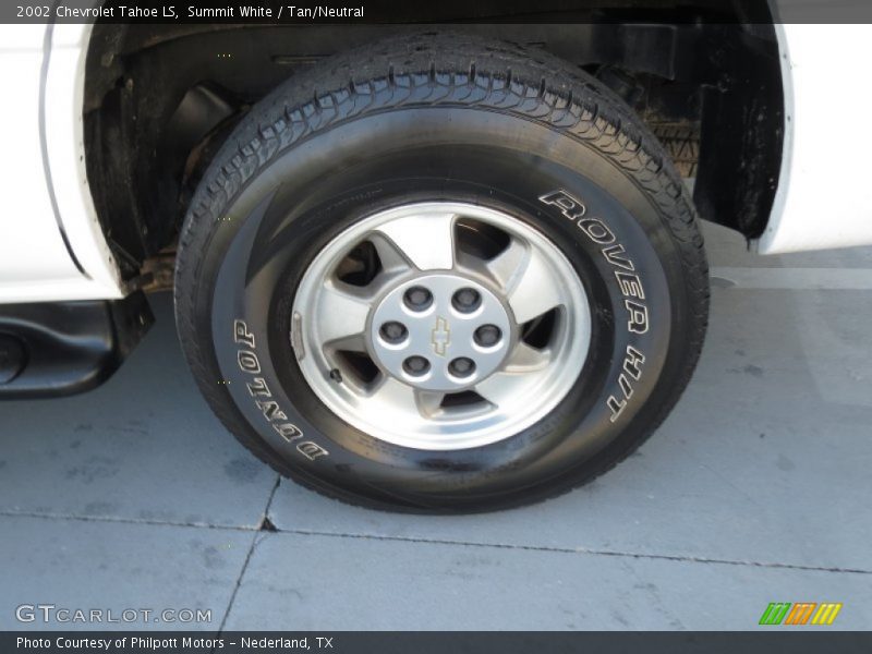 Summit White / Tan/Neutral 2002 Chevrolet Tahoe LS