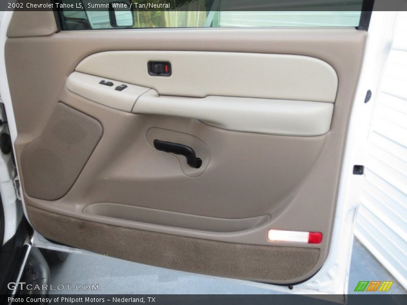 Summit White / Tan/Neutral 2002 Chevrolet Tahoe LS