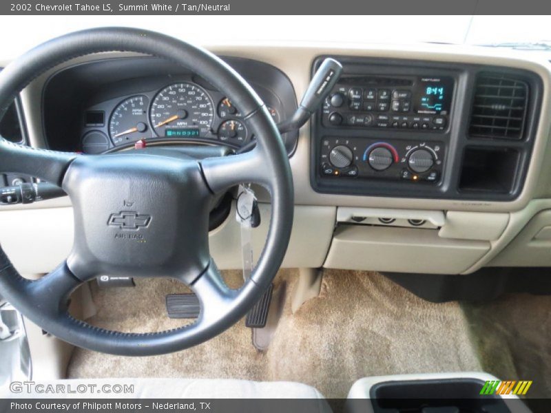 Summit White / Tan/Neutral 2002 Chevrolet Tahoe LS