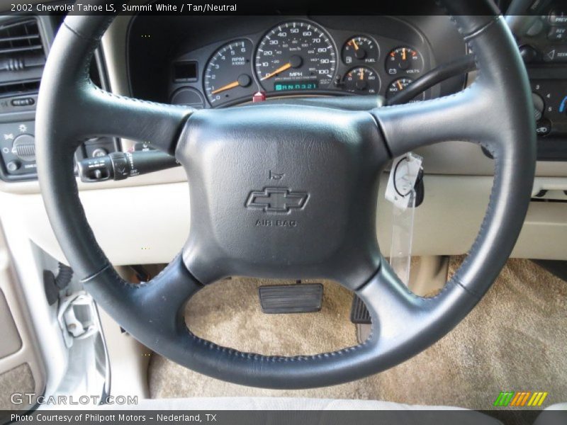 Summit White / Tan/Neutral 2002 Chevrolet Tahoe LS
