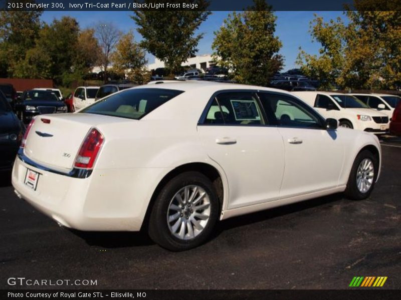 Ivory Tri-Coat Pearl / Black/Light Frost Beige 2013 Chrysler 300