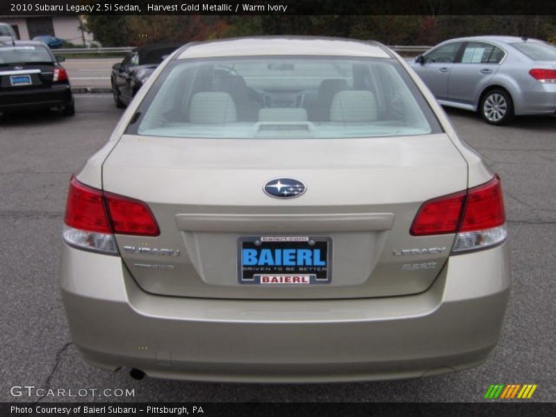 Harvest Gold Metallic / Warm Ivory 2010 Subaru Legacy 2.5i Sedan
